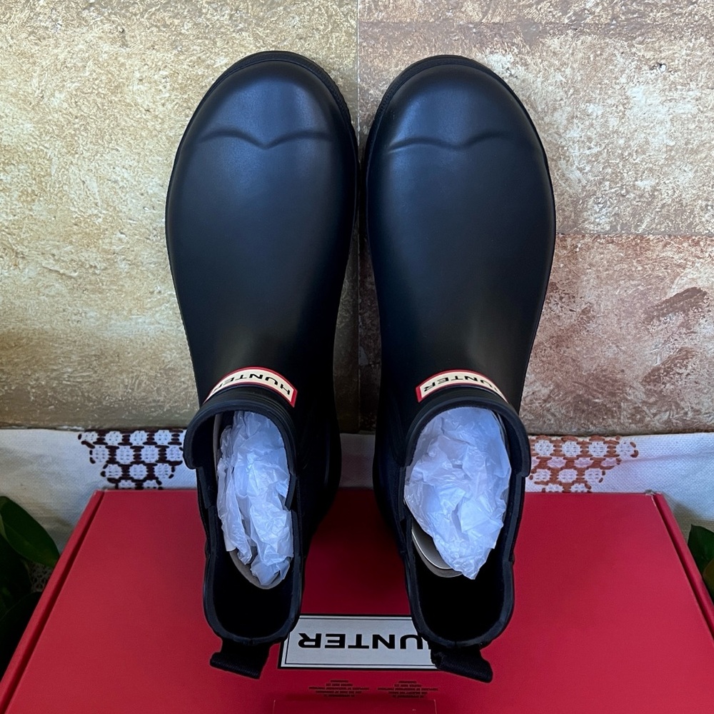 NEW Hunter Women’s Original Chelsea Waterproof Rubber Ankle Rain Boots, Size 7 - Picture 7 of 16